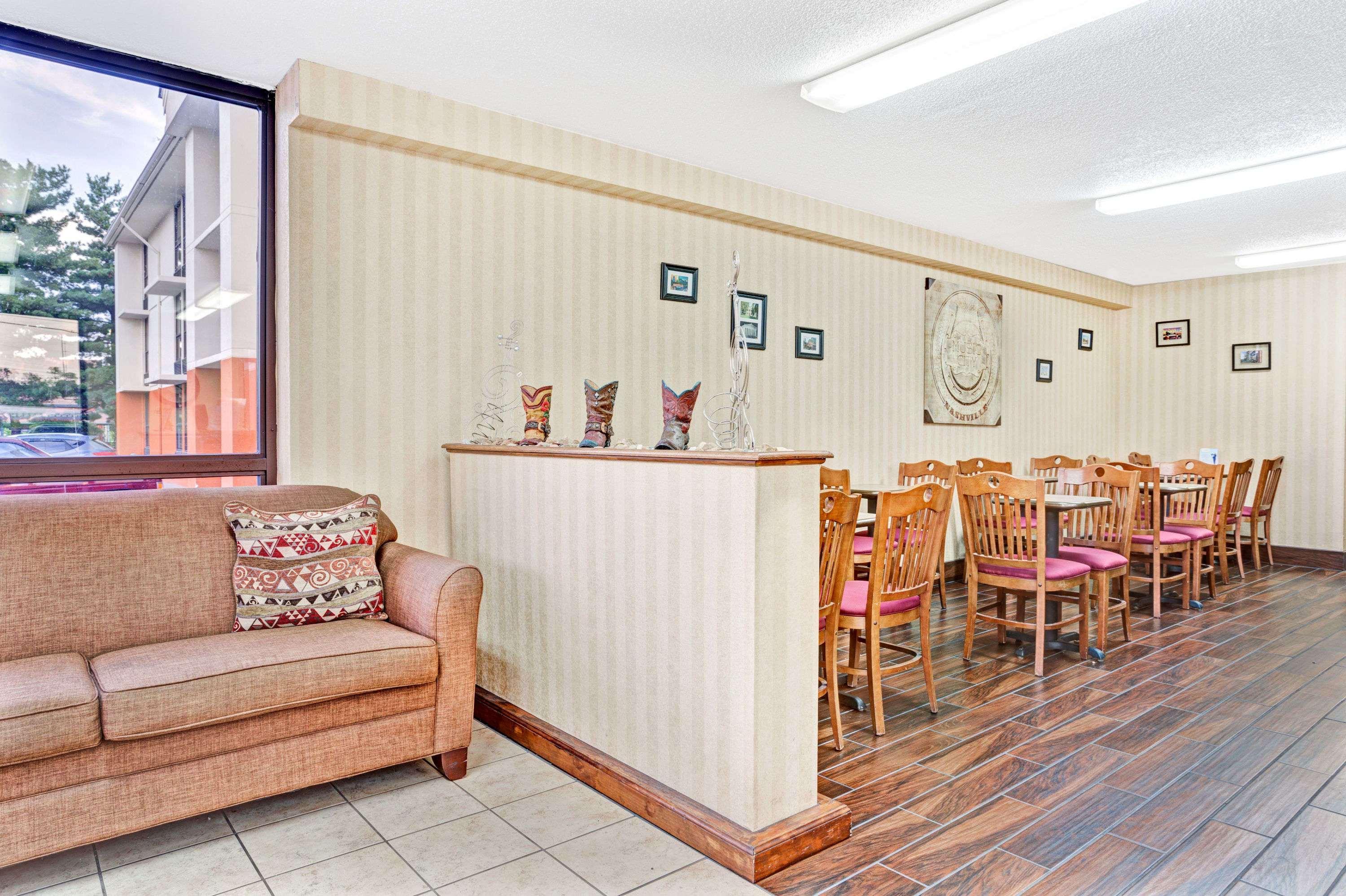 Comfort - Opryland Area 2* Nashville