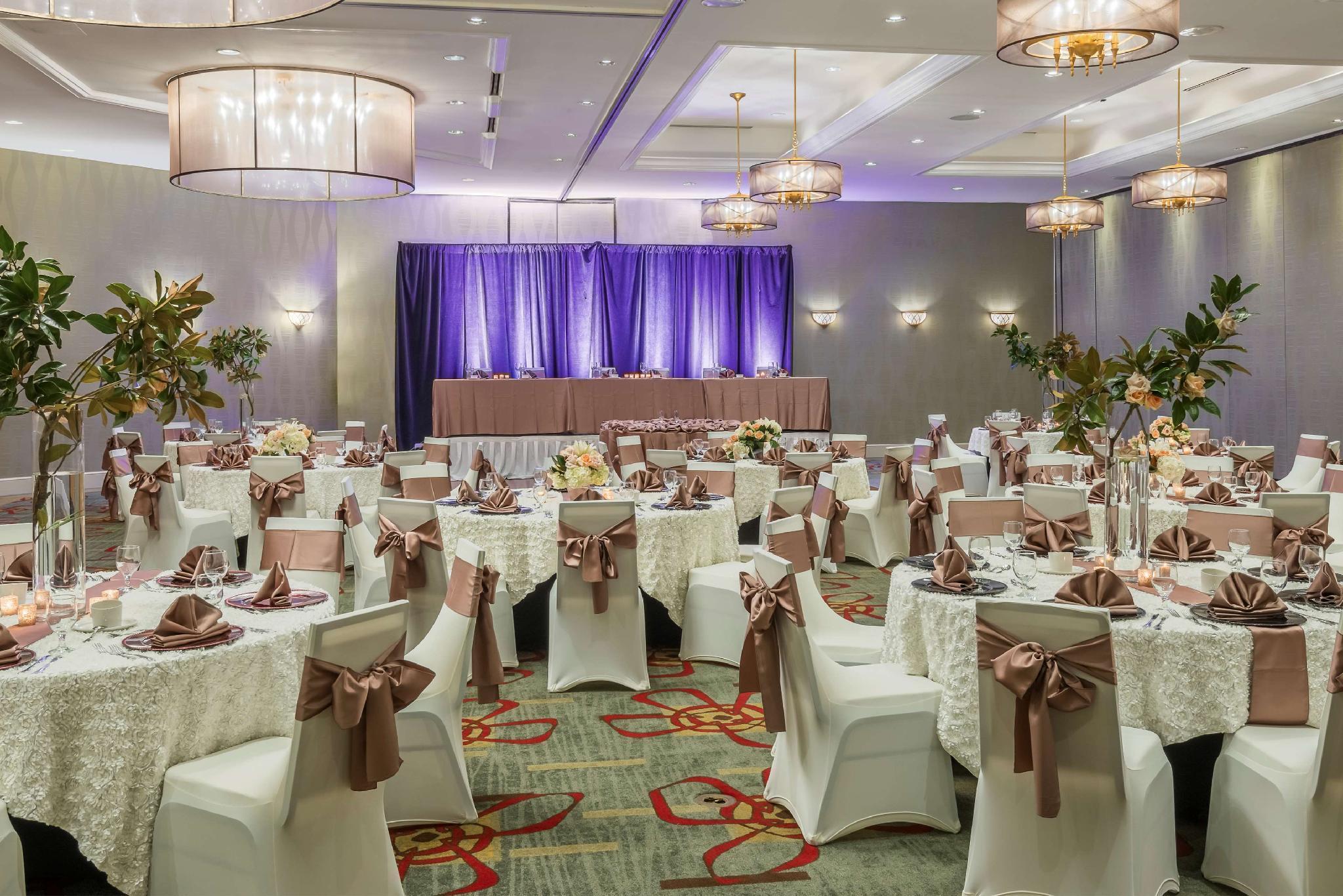 Doubletree By Hilton Downtown Hotel Nashville