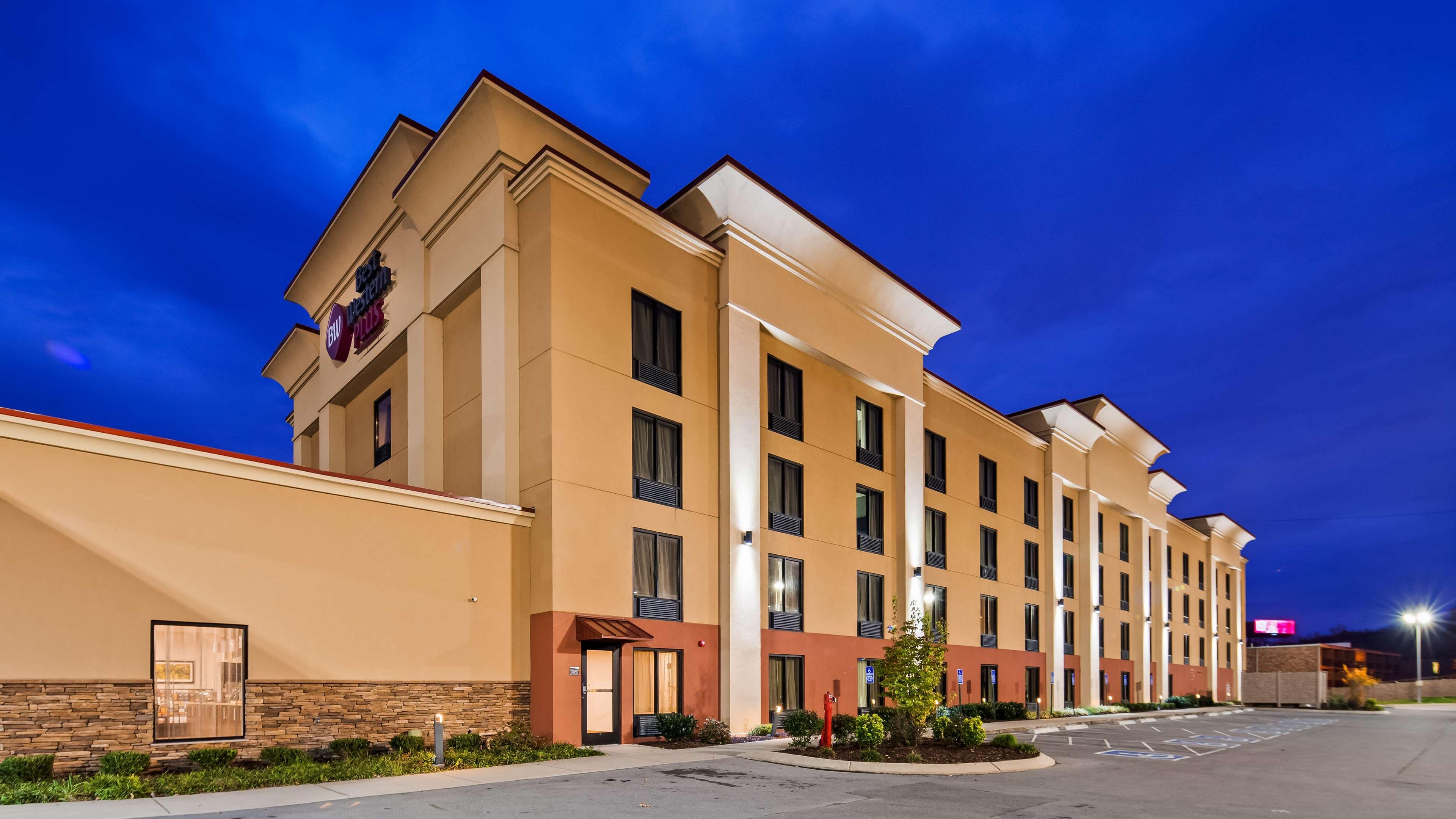 Western Sunrise Hotel Nashville