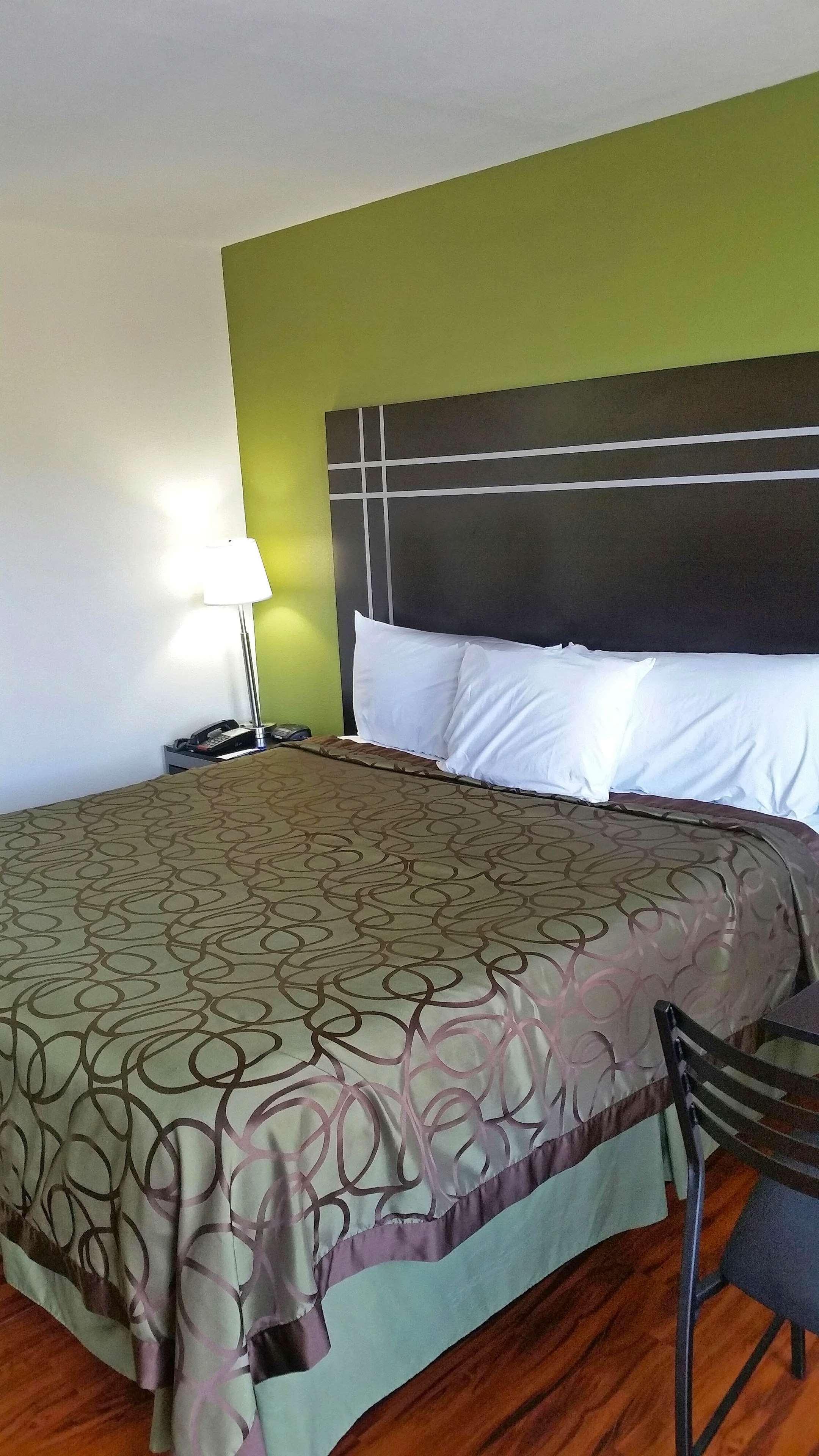 Americas Best Value Inn-nashville/airport South Hotel Nashville