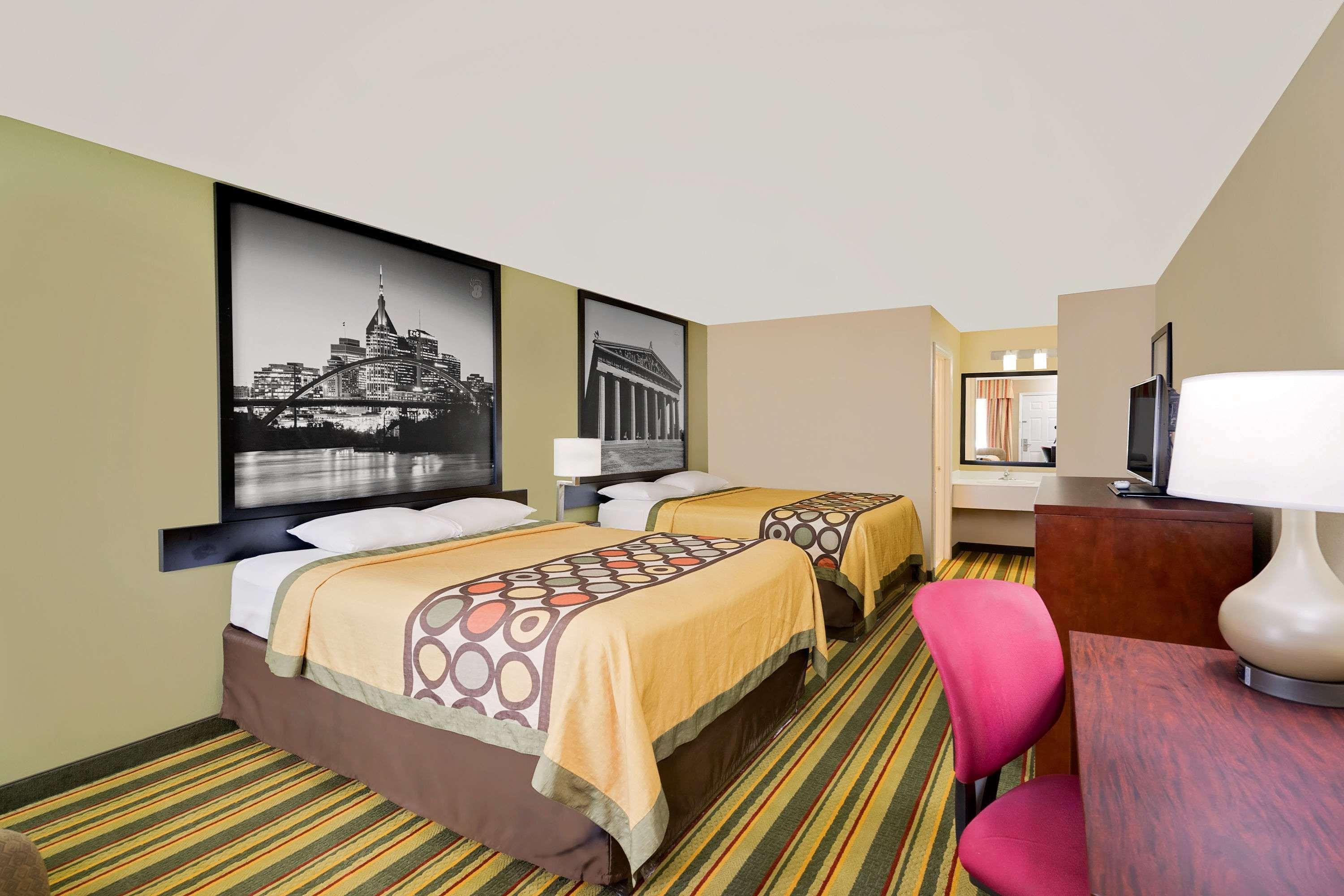 Super 8 By Wyndham Hermitage Nashville