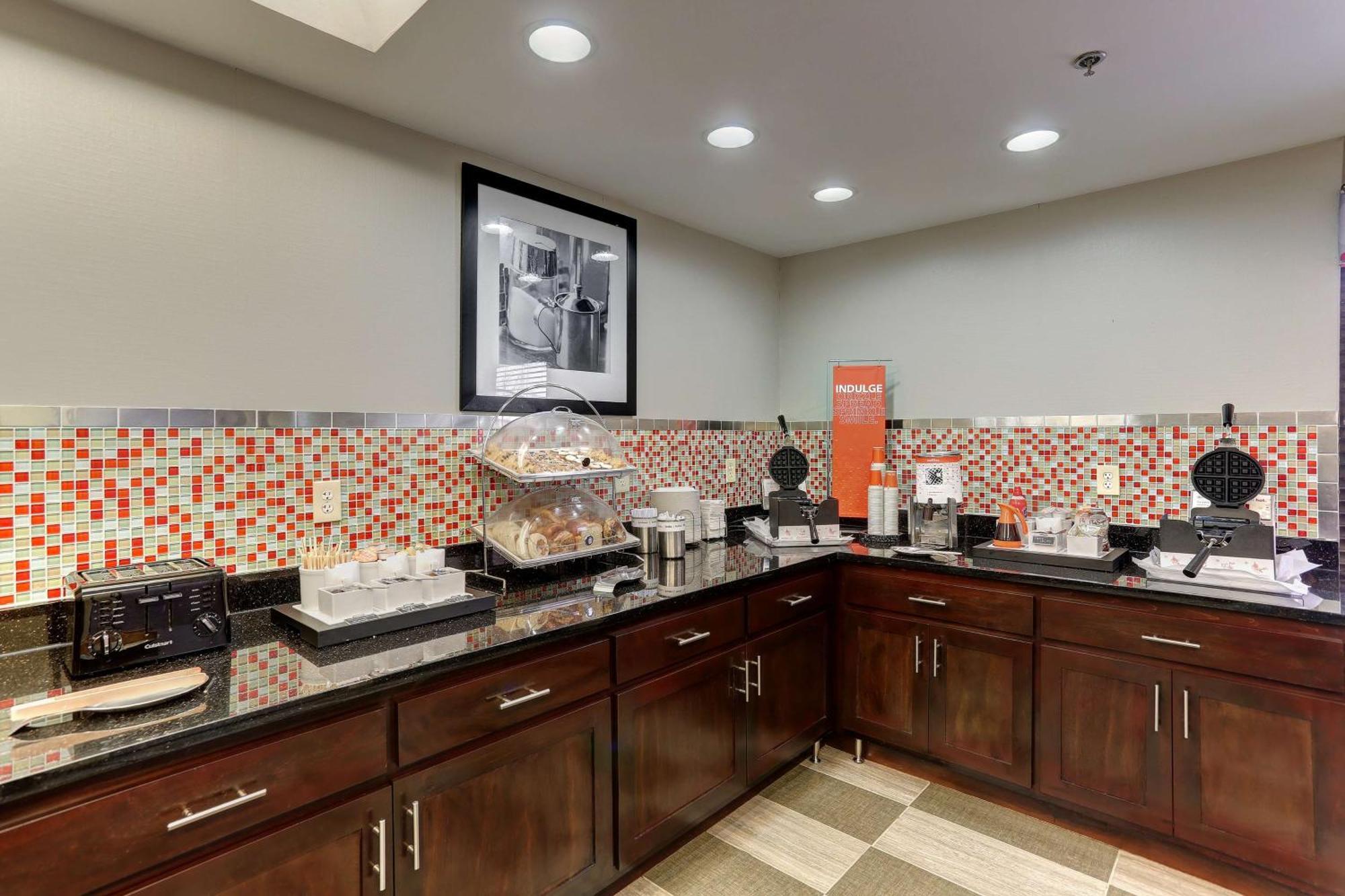 Hampton Nashville-i-24 Hickory Hollow 3* Nashville