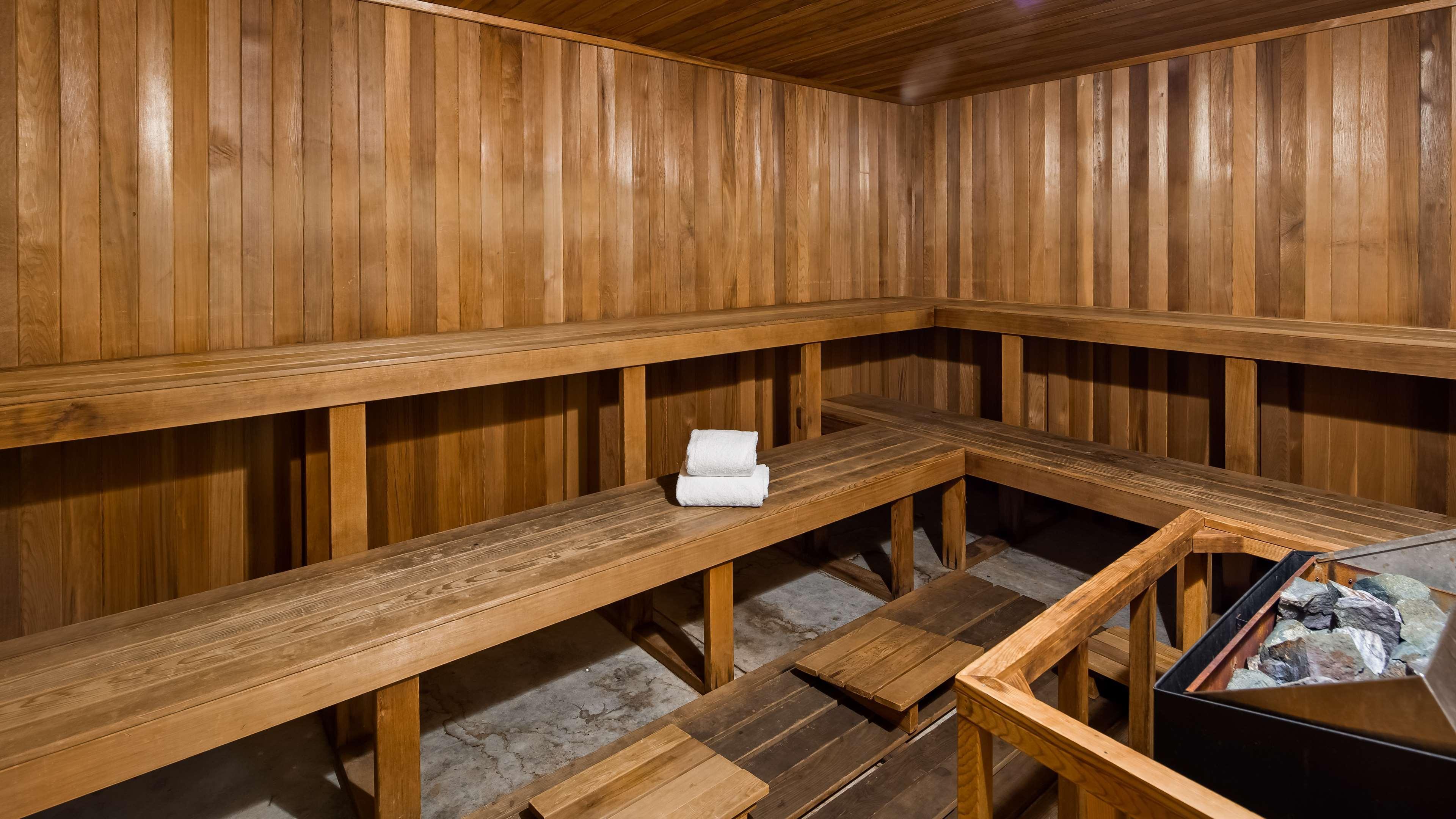 Western Near Opryland