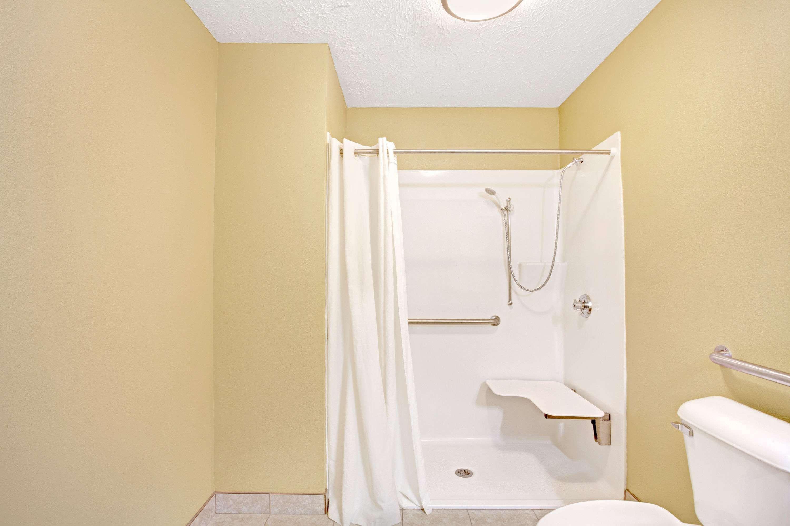 Super 8 By Wyndham Whites Creek/ Nw Area Nashville