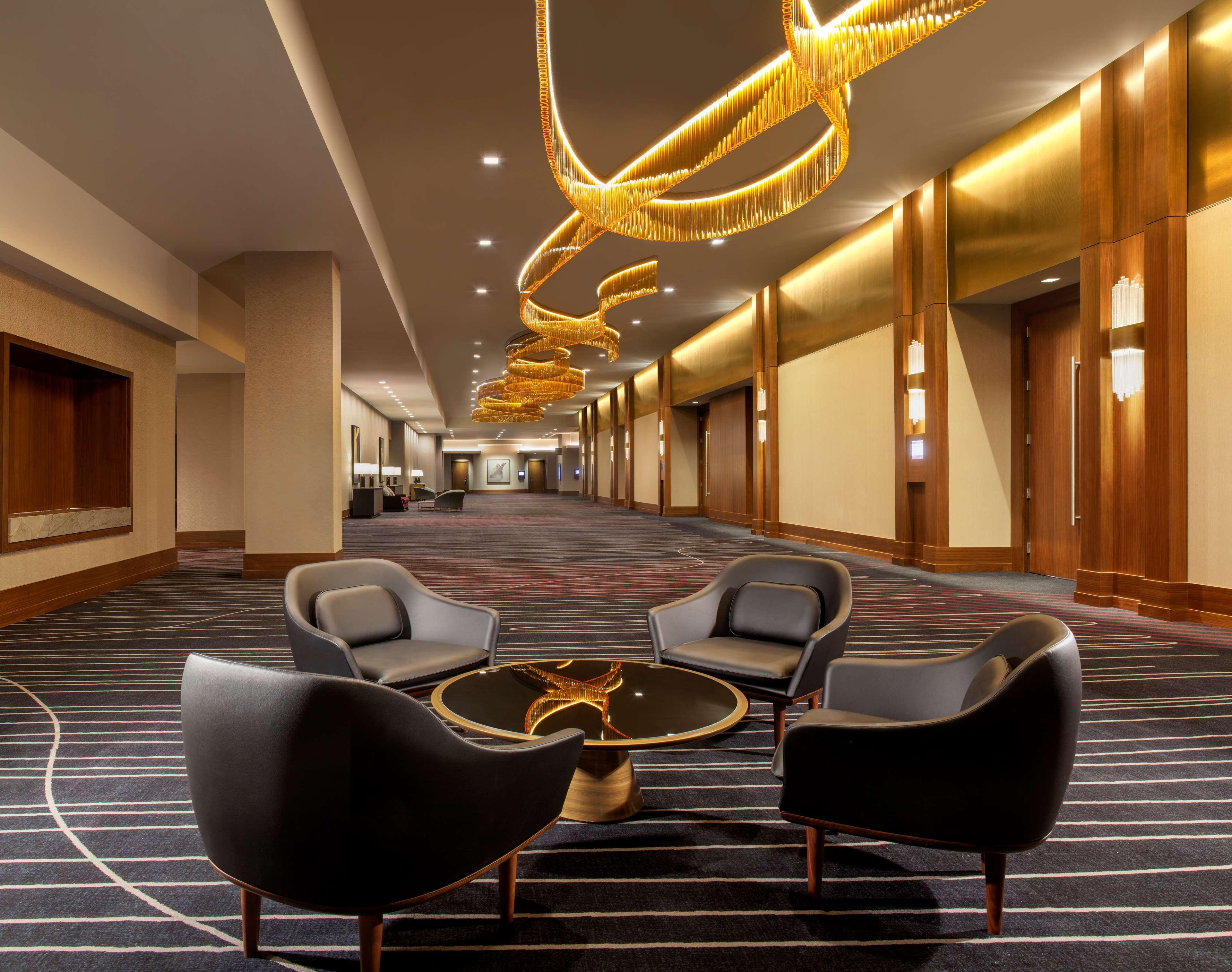 Grand Hyatt Hotel 5*
