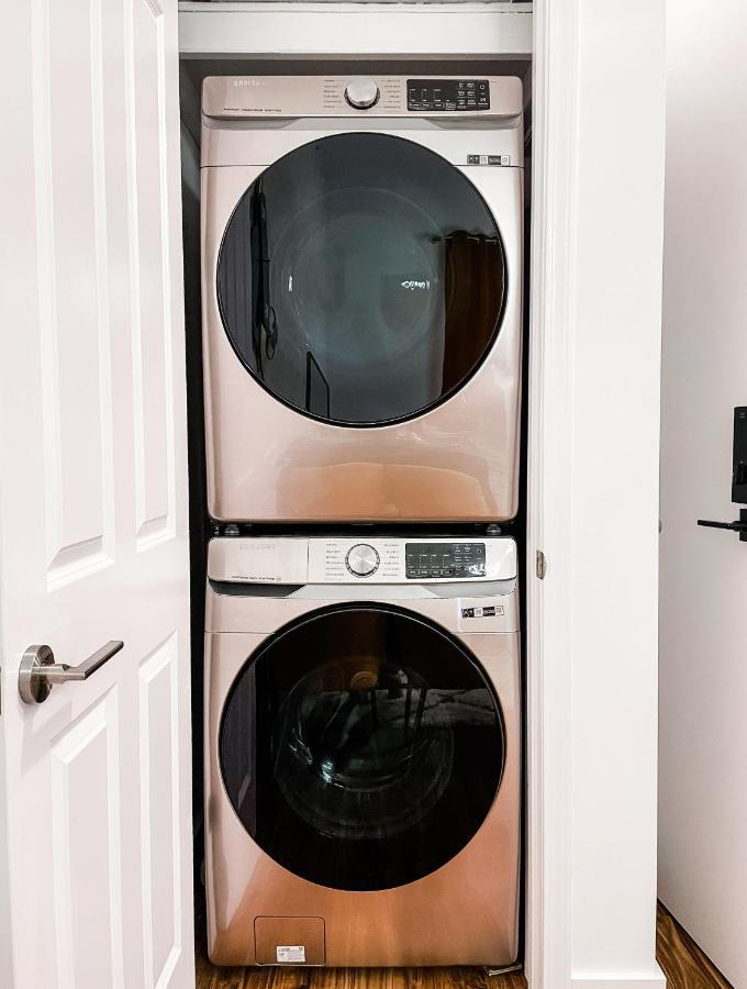 Dreaming With Dolly - Luxe Near Broadway *