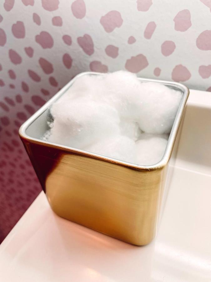 Holiday home Dolly's Delight - Boutique Bliss Mins From Broadway *