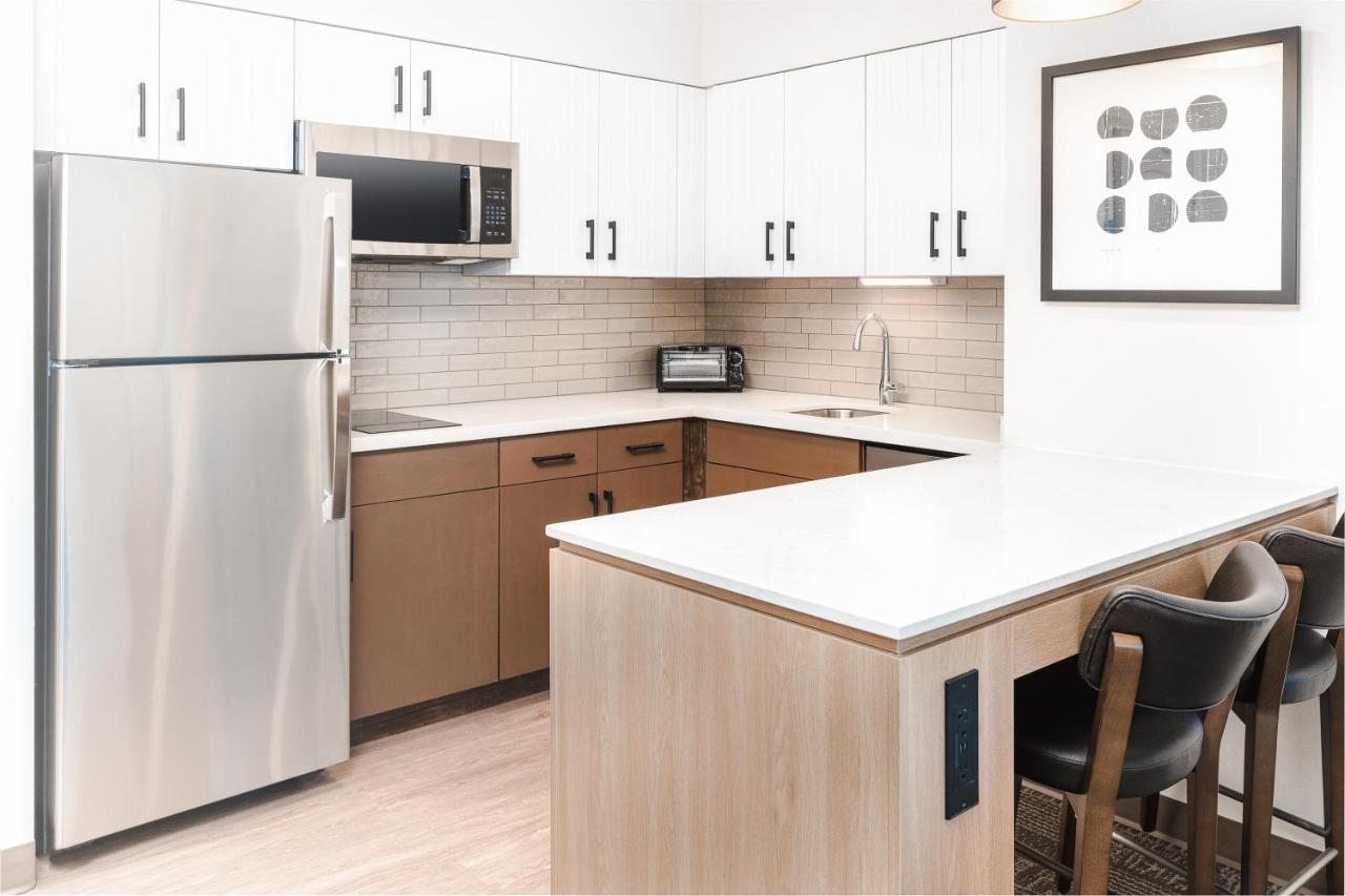 Staybridge - - Vanderbilt By Ihg Hotel
