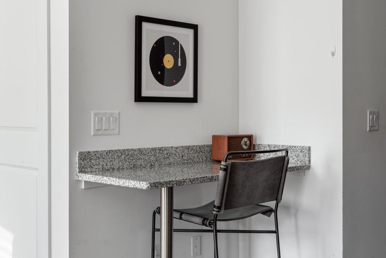 Apartment Mint House - Music Row