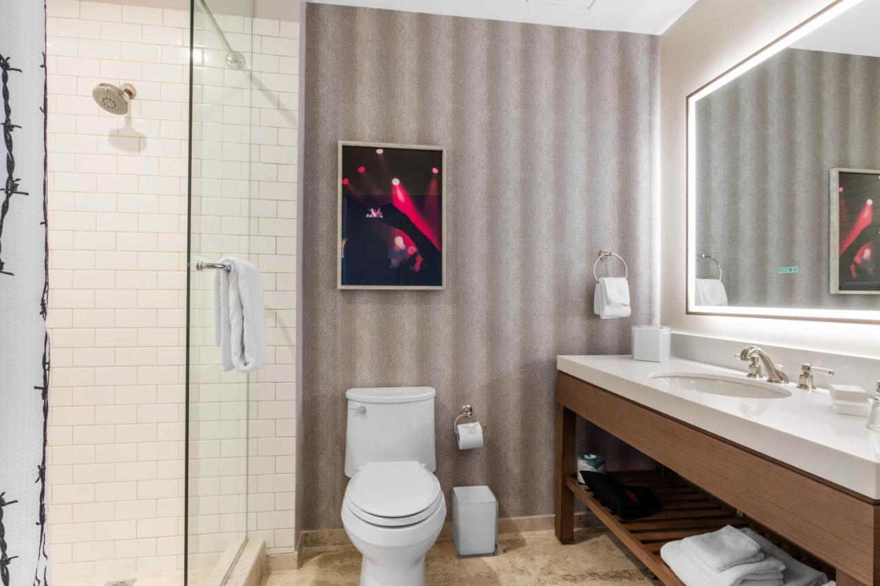 Cambria Downtown Hotel 4*