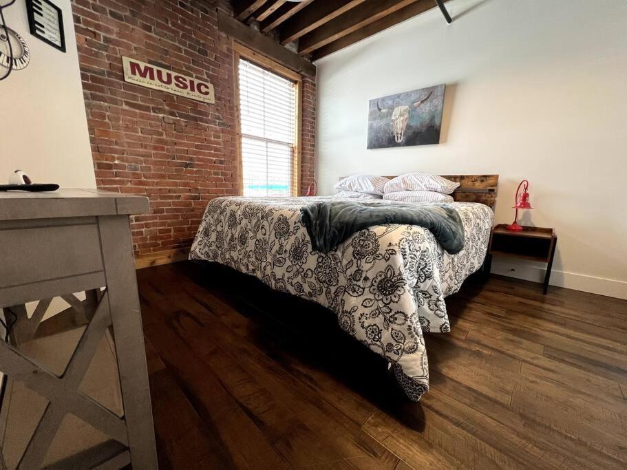 Apartment With I Am - Texas Meets Tennessee Charm Nashville