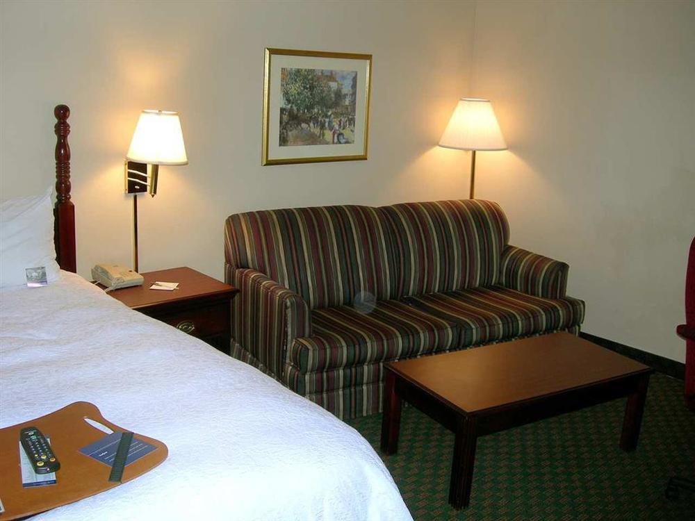 Hampton Bellevue/nashville I-40 West Hotel