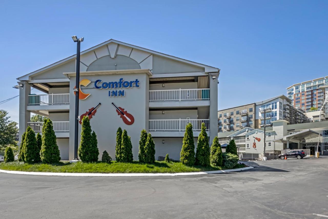 Comfort Downtown - Music City Center 3*