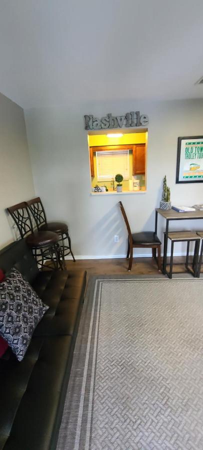 Captain's Quarters Riverfront #2 Apartment Nashville