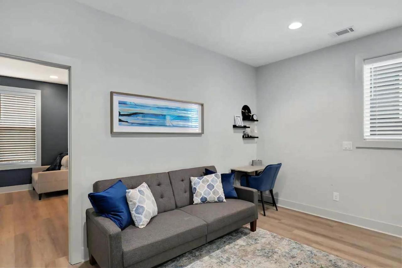 Holiday home Rooftop Skyline View - Karaoke Stage - 4 Bedroom Nashville