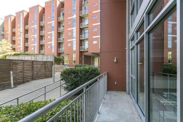 Luxe + Modern Johnny Cash Inspired Executive Nashville