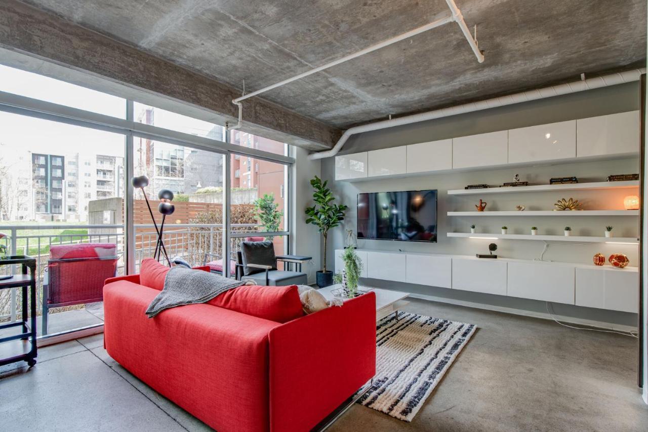 Holiday home Luxe + Modern Johnny Cash Inspired Executive *