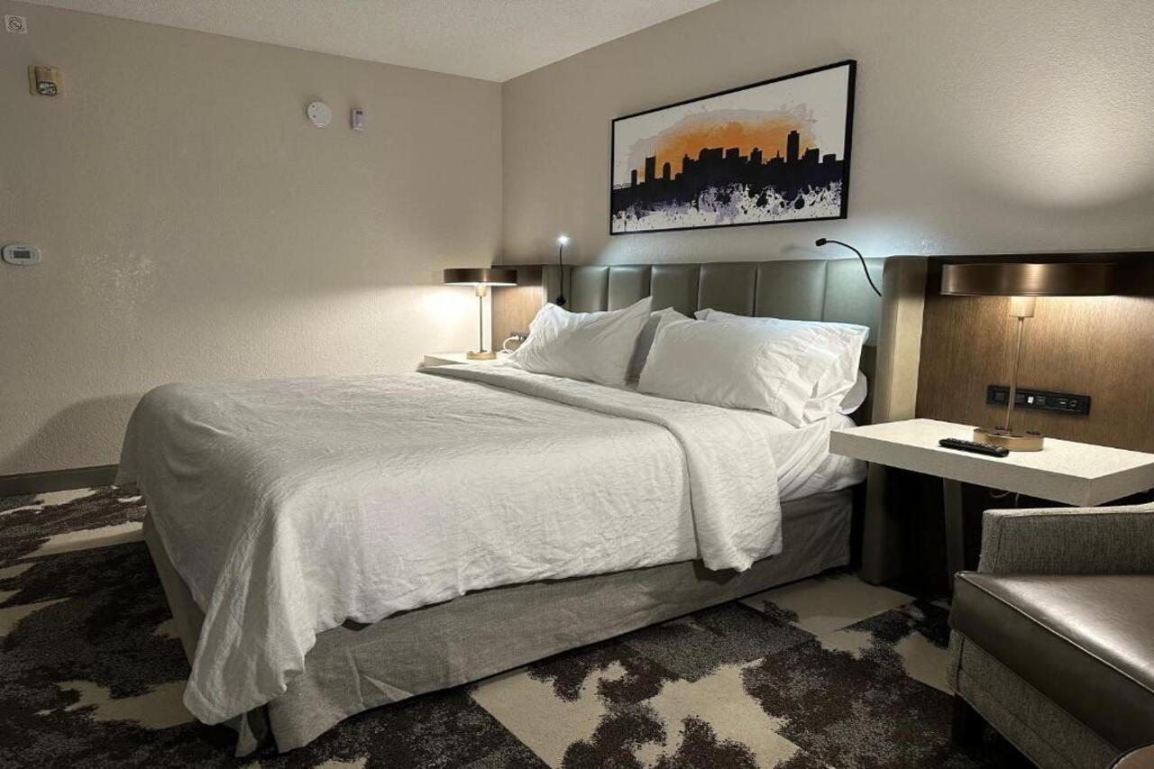 Hilton Garden Airport Hotel