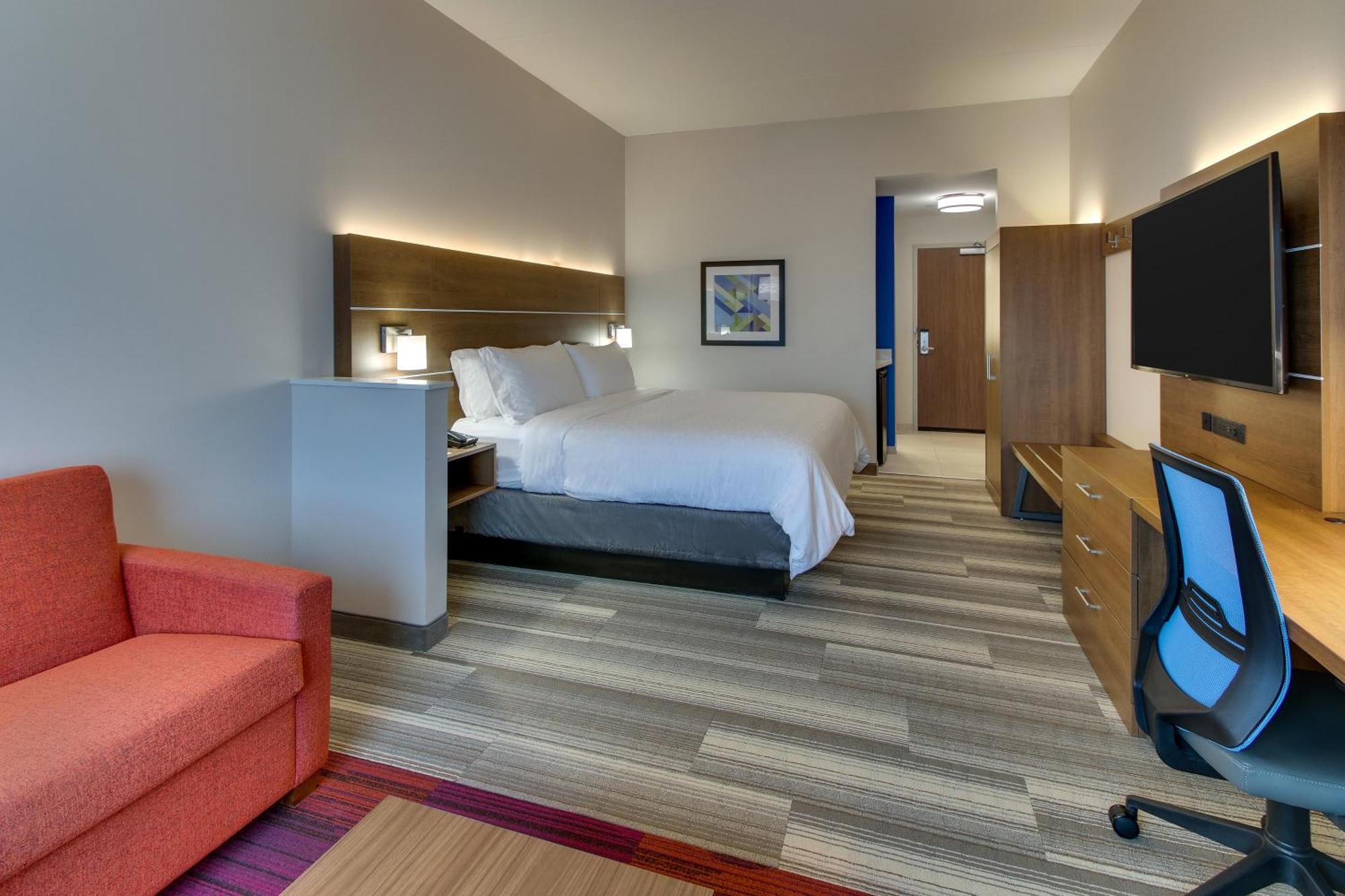 Express & - Metrocenter Downtown By Ihg Hotel Nashville