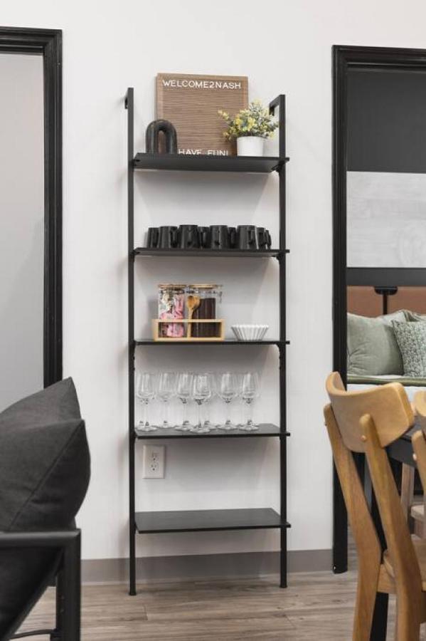 Modern Comfort Only 2 Mile To Downtown Broadway Apartment