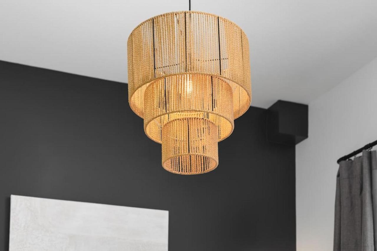 Apartment Modern Comfort Only 2 Mile To Downtown Broadway *