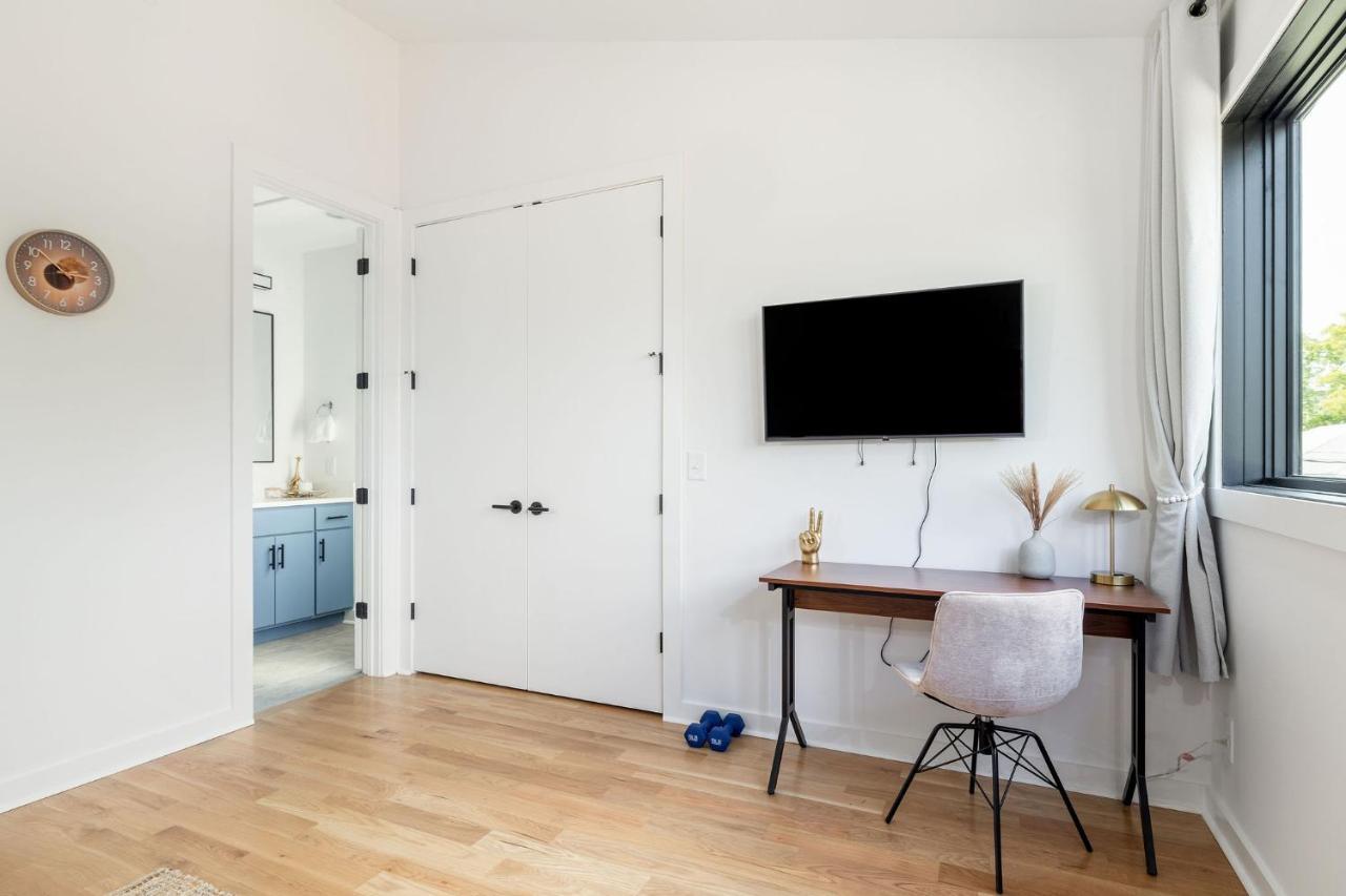 Holiday home Extra Spacious 4 Bed / 4.5 Bath Music Row Nashville