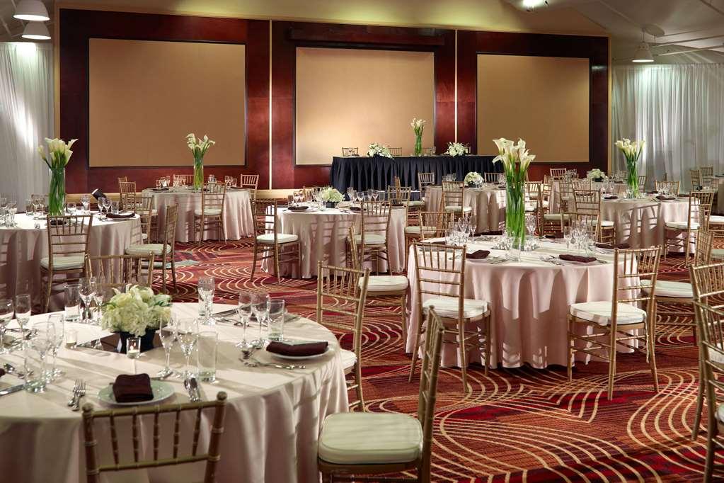 Hotel Sonesta Airport Nashville