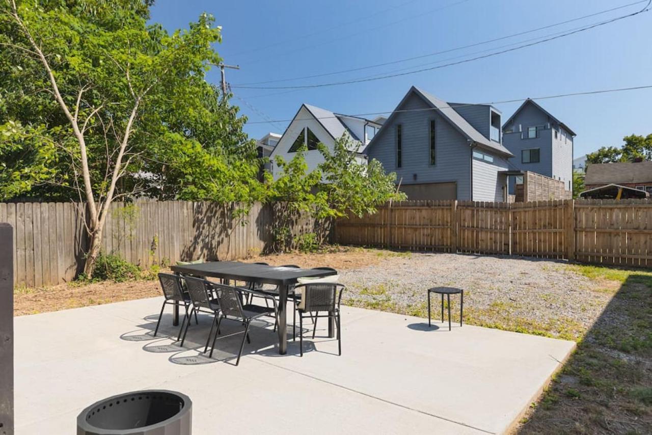 Holiday home Huge Rooftop Patio At Stunning Spacious House Nashville