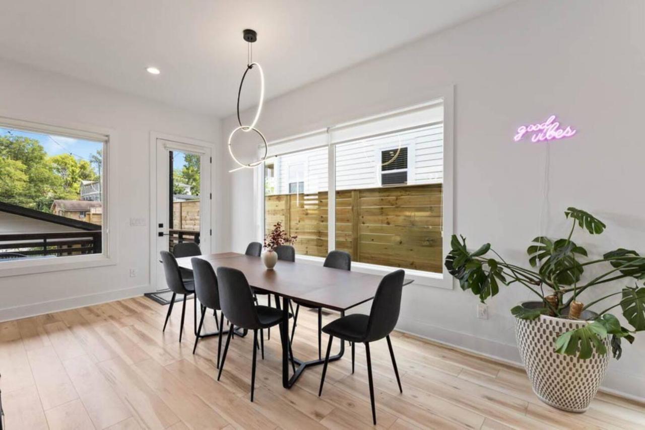 Urban Oasis: Modern Luxury Near Downtown