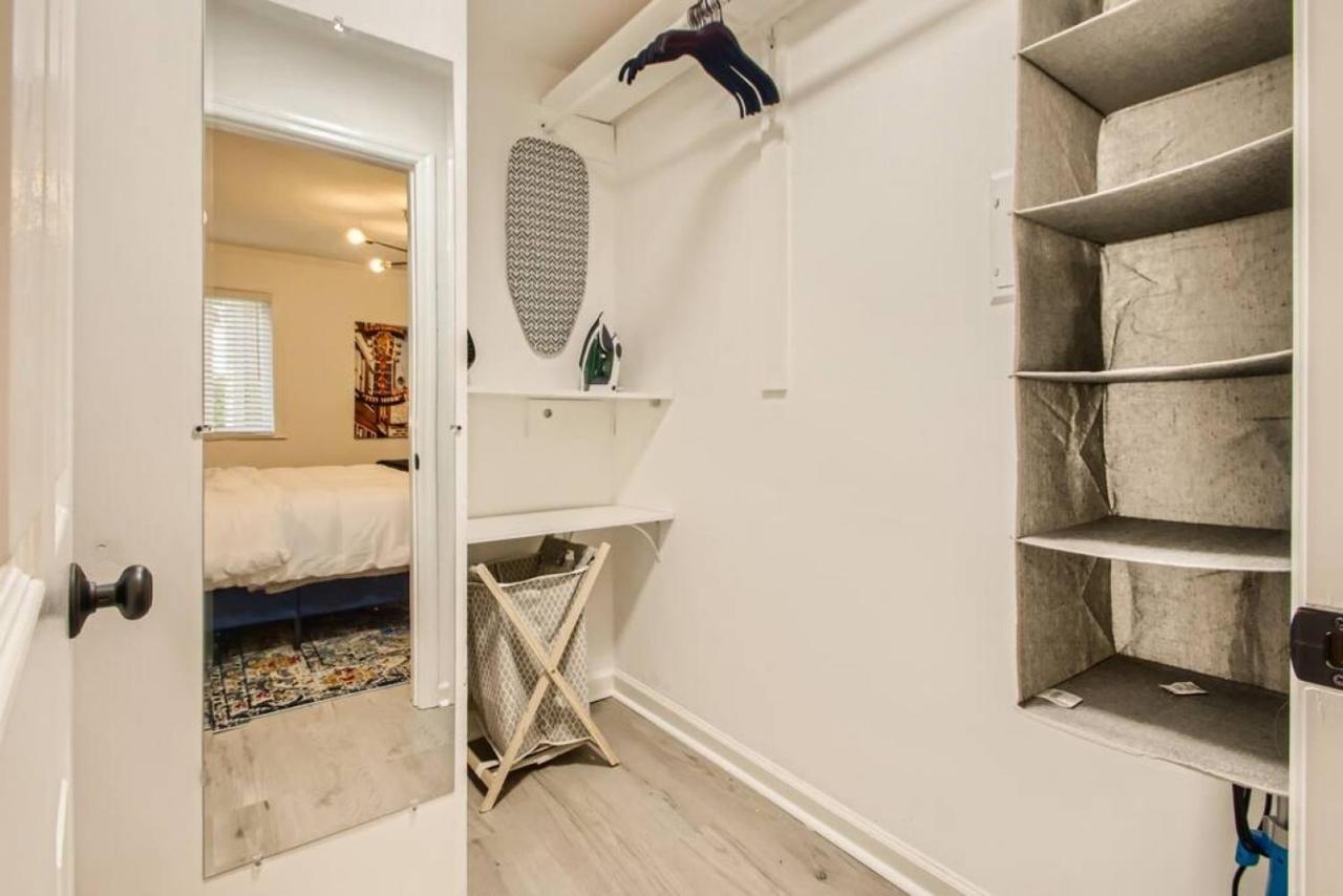 With Pool And Free Parking Walk Downtown & Germantown Nashville