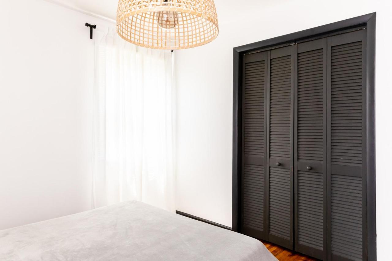 Mid-century Modern Near Downtown With Free Parking Nashville