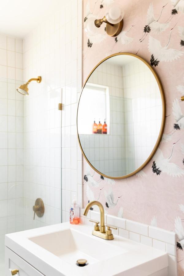 Mid-century Modern Near Downtown With Free Parking Holiday home *