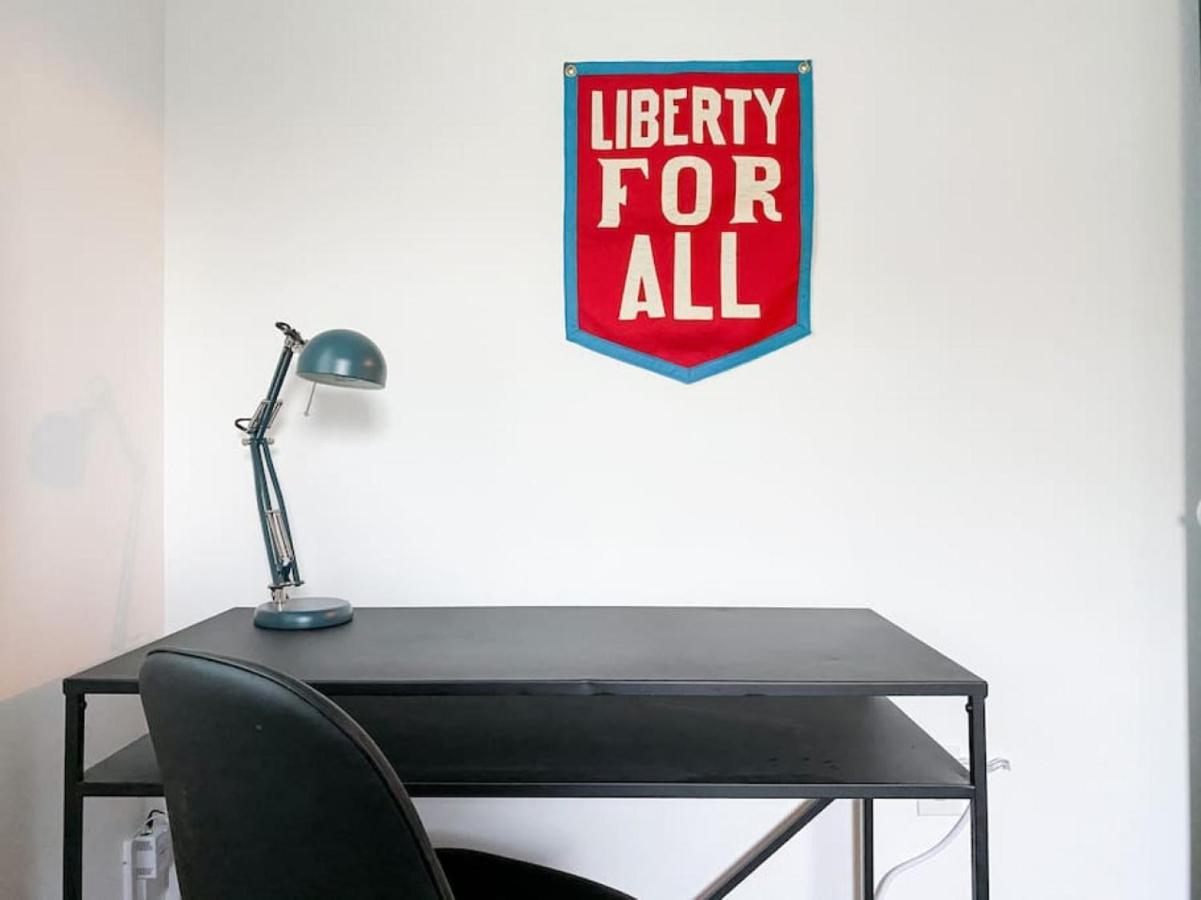 Mid-century Modern Near Downtown With Free Parking Holiday home *