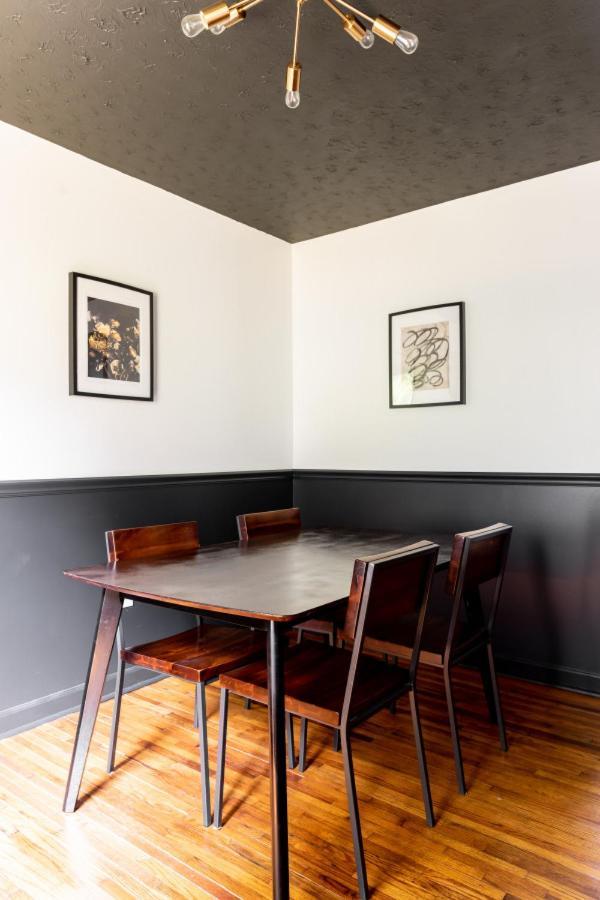 Holiday home Mid-century Modern Near Downtown With Free Parking *