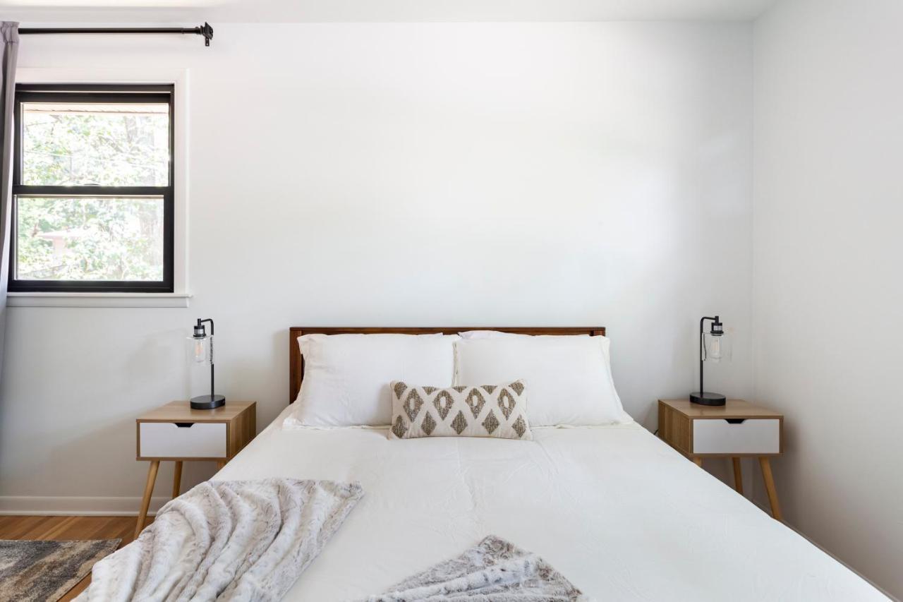 Spacious In A Quiet Neighborhood