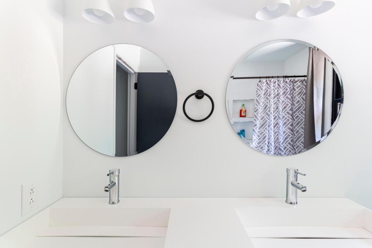 Spacious In A Quiet Neighborhood Holiday home Nashville