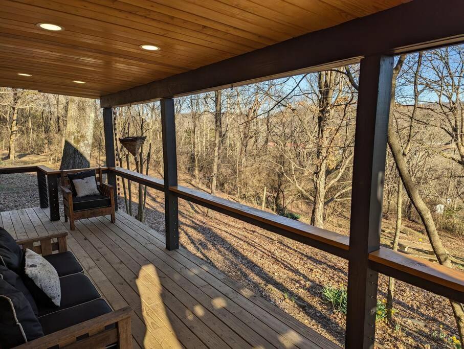 Modern Close To Downtown