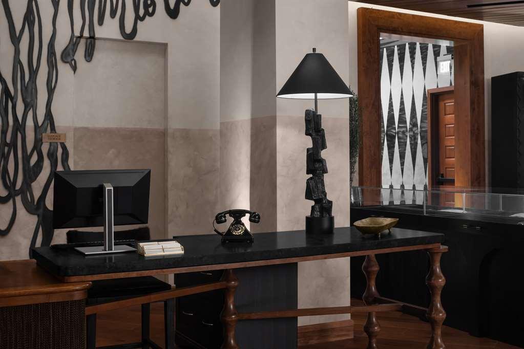 Hotel Fraye Curio Collection By Hilton *