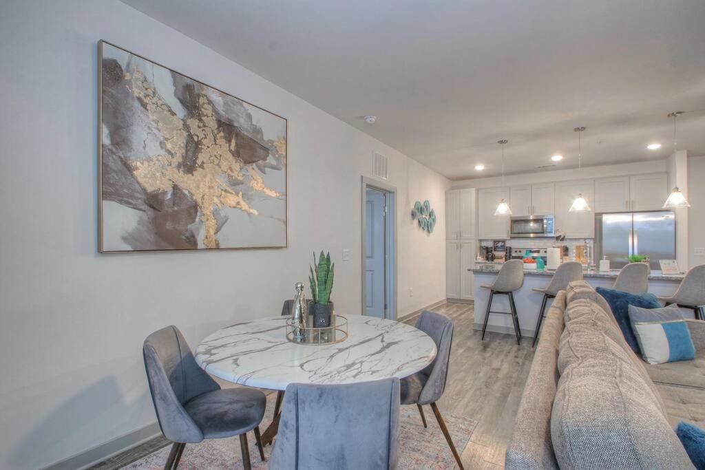 Apartment Stylish Music Getaway 3miles To Dwtwn *