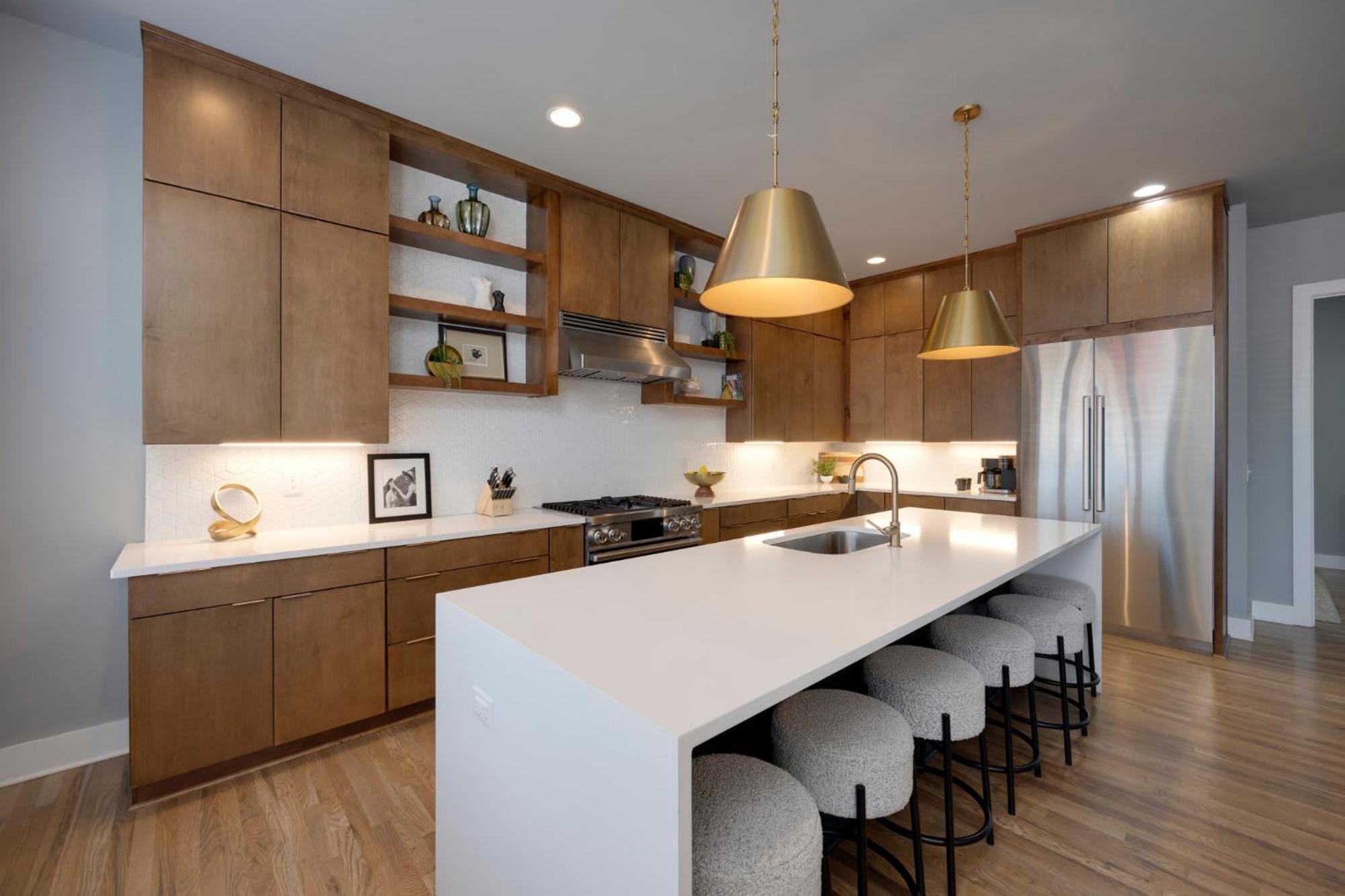 Rooftop Skyline Views Dt Nash Sleeps 12 Holiday home