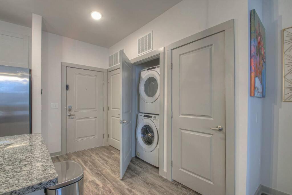 Stylish Music Getaway 3miles To Dwtwn * Nashville