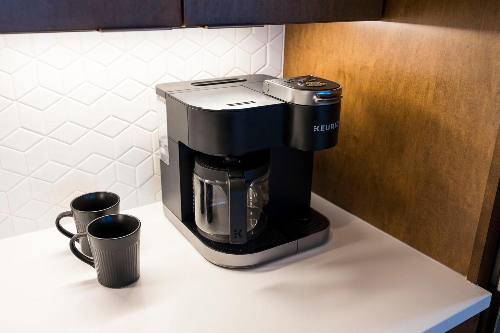 Holiday home Rooftop Skyline Views Dt Nash Sleeps 12 *