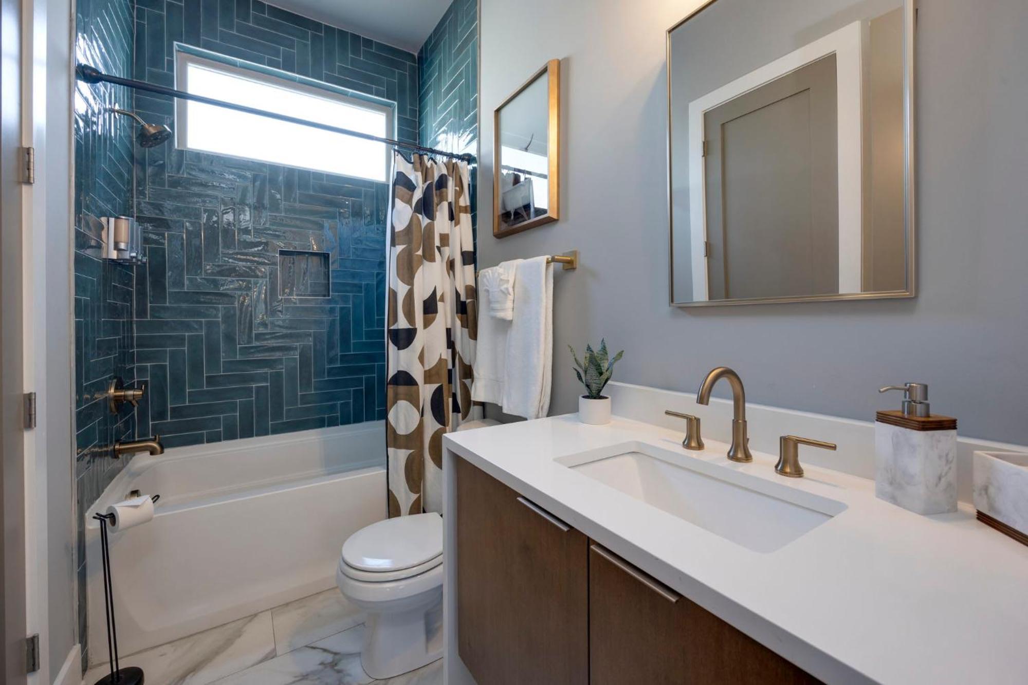 Holiday home Rooftop Skyline Views Dt Nash Sleeps 12 Nashville