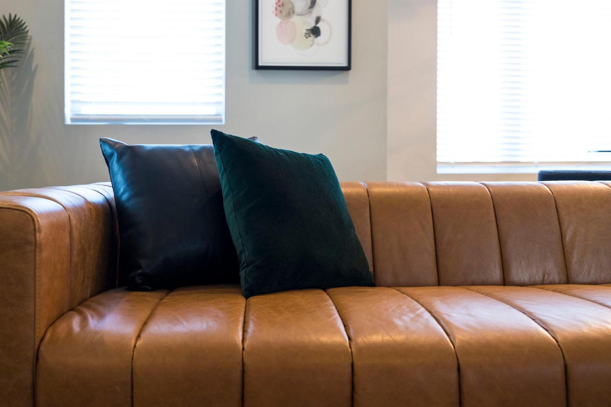 Rooftop Skyline Views Dt Nash Sleeps 12