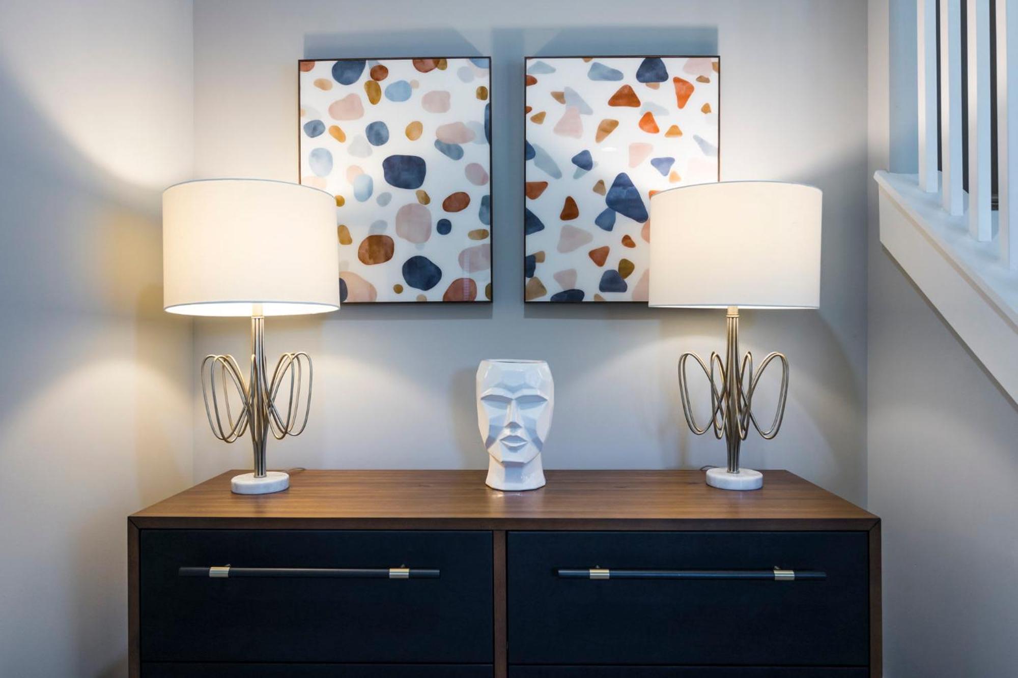 Rooftop Skyline Views Dt Nash Sleeps 12 Holiday home