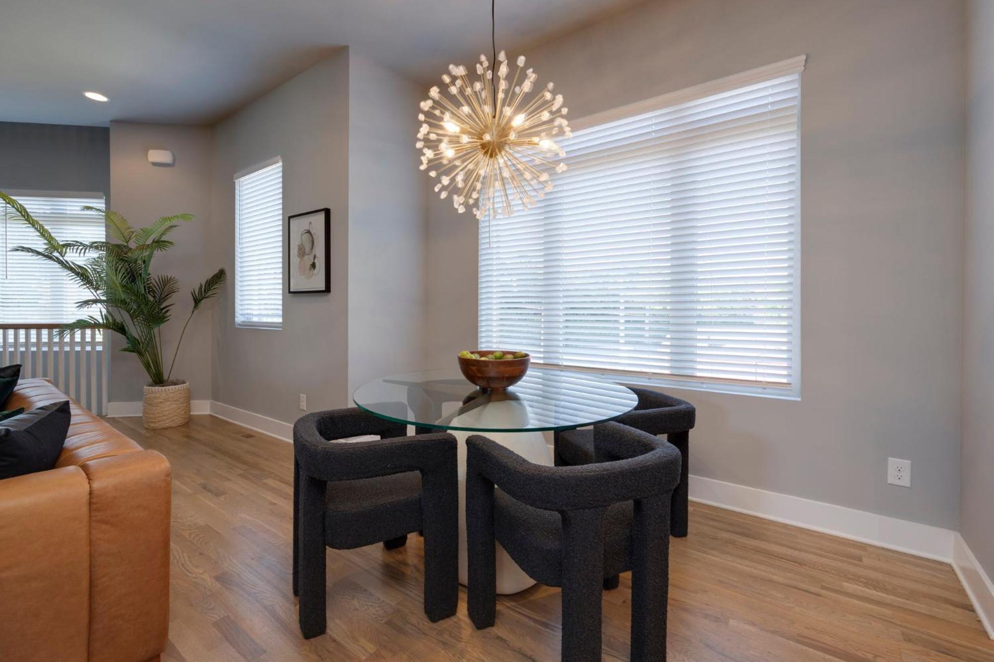 Rooftop Skyline Views Dt Nash Sleeps 12 * Nashville