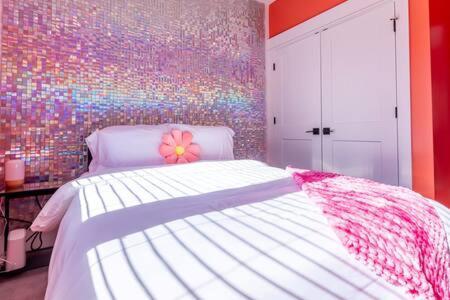 Disco Dollhouse - East + 2 8 Mi Downtown * Nashville