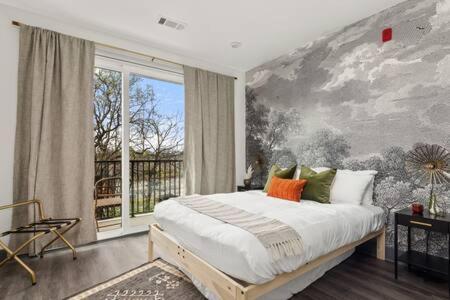 The Sobro - 6 Beds & 6 Blocks To Broadway Apartment *