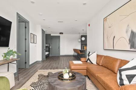 The Sobro - 6 Beds & 6 Blocks To Broadway Nashville