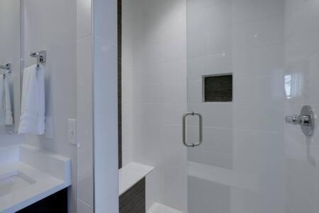 The Willow - Huge Rooftop W Views Of Downtown Holiday home *